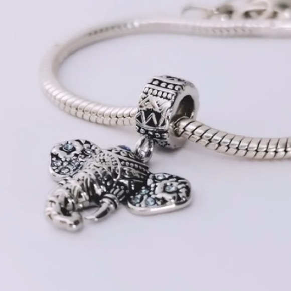 Sterling Silver good luck Elephant Charm with Blue CZ Accents fits all Pandora - Picture 4 of 4